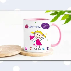 Tasse Schulkind mit Namen – personalisiertes Geschenk zur Einschulung, rosa, für Mädchen