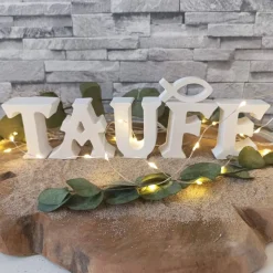 Taufe Tischdeko aus Raysin – Personalisierte Deko & Geschenkideen für Jungen & Mädchen