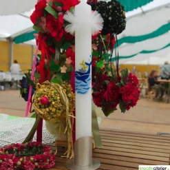 Taufkerze blau mit Wal, Wellen und Schiff, wunderschöne handverzierte Taufkerze für Jungen Walfisch, personalisierbar