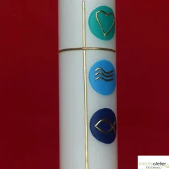 Taufkerze mit Kreuz und den christlichen Symbolen Herz, Wasser und Fisch in gold auf 3 Kacheln, handverziert, elfenbein