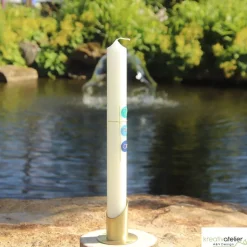 Taufkerze mit Kreuz und den christlichen Symbolen Herz, Wasser und Fisch in gold auf 3 Kacheln, handverziert, elfenbein