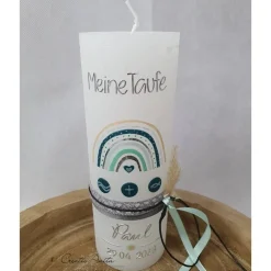 Taufkerze Rustikkerze weiß verziert mit Regenbogen und christlichen Symbolen