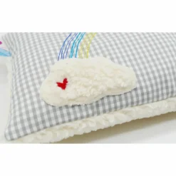 Taufkissen Regenbogen mit gesticktem Namen