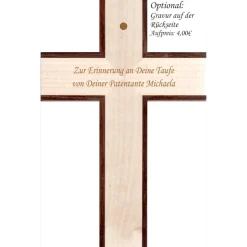 Taufkreuz aus Holz mit individueller Gravur