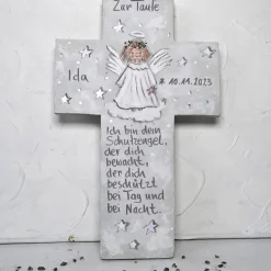 Taufkreuz Mädchen | Personalisiertes Kinderkreuz Schutzengel silbergrau-weiß | Handgemachtes Patengeschenk