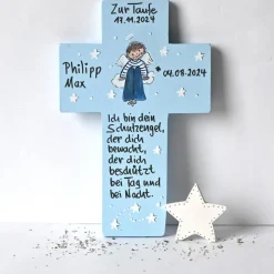 Taufkreuz personalisiert – Handbemaltes Holzkreuz mit Schutzengel & Spruch als Taufgeschenk für Jungen
