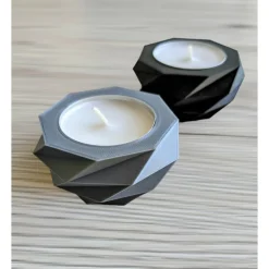 Teelichter mit Halter im Low Poly Design - Stilvolle Deko in klassischen Farben - Teelichthalter als Geschenkidee