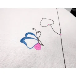 Tischdecke Schmetterling - handbestickt bestickt gestickt Schmetterling Frühling Mitteldecke