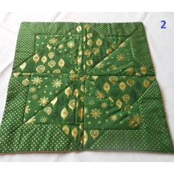 Tischdecke 40x40cm – Mitteldecke Weihnachten Patchwork Baumwollwebware festlich glänzend