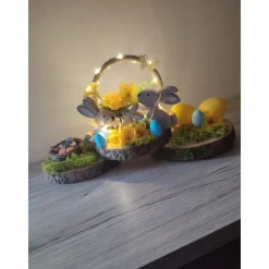 Tischdeko auf Baumscheibe Ostern Hasen m LED Beleuchtung 35x14x18cm