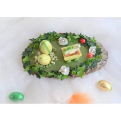 Tischdeko Baumscheibe mit Osterdeko (Nr. 2) Huhn im Wagen