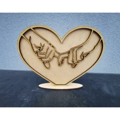 Tischdekoration Filigranes Herz aus MDF – personalisiert mit Lasergravur