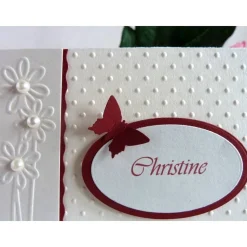 Tischkarte/Platzkarte zur Hochzeit in cremeweiß/weinrot mit Namensschild