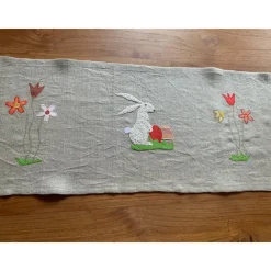 Tischläufer Tischdecke mit fröhlich-bunten Applikationen Ostern Frühling Osterhase Osterei Blumen Baumwolle 33x135cm
