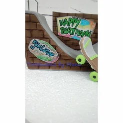 Tortendeko Tortentopper Caketopper Skater Skateboard Halfpipe Graffitti Skaterbahn