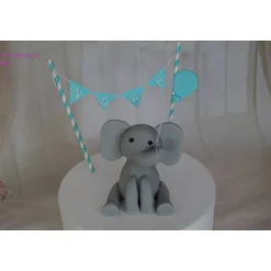 Tortendeko TortentopperTortenaufleger Fondant Zuckerfigur Geburt , Taufe