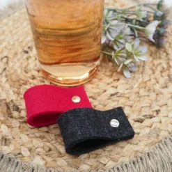 Tropfschutz Weinflasche 4er Set aus Wollfilz – individuell wählbare Farben
