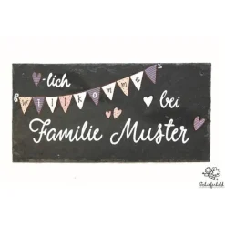 Türschild aus Schiefer personalisiert mit Name – Handgefertigtes Familienschild mit Wimpelkette Willkommen für die Haustür