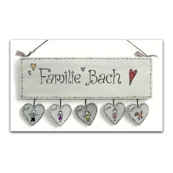 Türschild Familie aus Holz mit Name personalisiert – Handgemalt & Wetterfest – einzigartiges Geschenk für jeden Anlass - Holzschild mit Herzanhänger - dekoratives Haustürschild