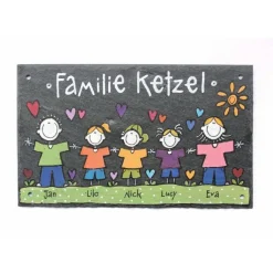 Türschild Familie aus Schiefer – Personalisiertes Schieferschild mit Namen & Figuren, wetterfest, handgemalt