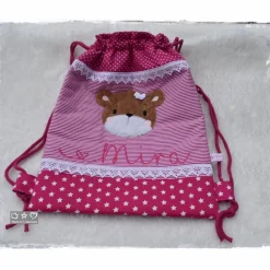 Turnbeutel-/Rucksack pink/weiß mit Doodlestickerei Bärenkopf und Wunschname