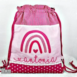 Turnbeutel-/Rucksack pink/weiß mit Doodlestickerei Regenbogen und Wunschname