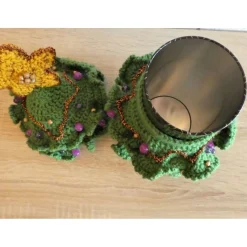 Umhäkelte Blechdose zur Aufbewahrung von vielen Dingen - Weihnachtsbaum