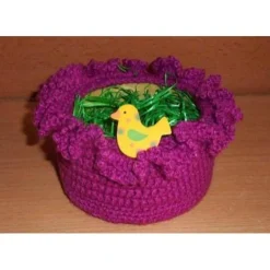 umhäkeltes Osterkörbchen mit Holzvogel - pink