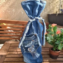 Upcycling Flaschenhülle aus Jeans – Handgemacht & Nachhaltig Geschenkverpackung Flaschentasche