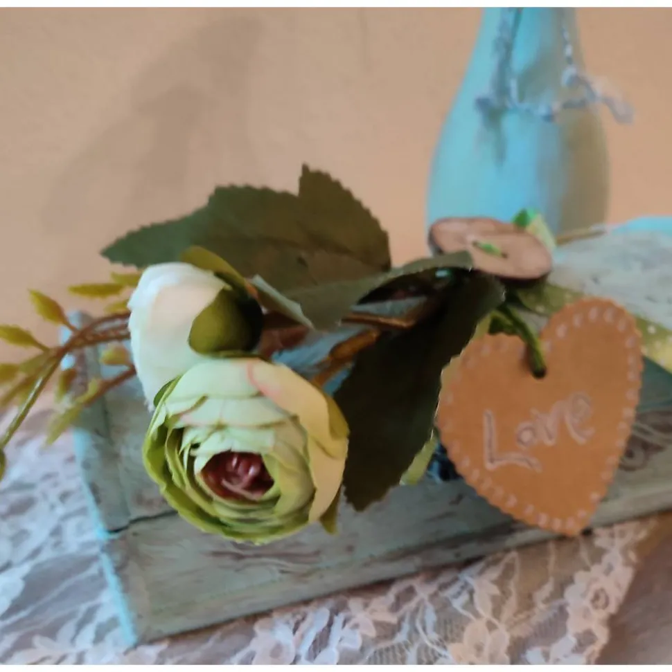 Valentinstag-romantische Schatulle aus Holz im Vintagestyle