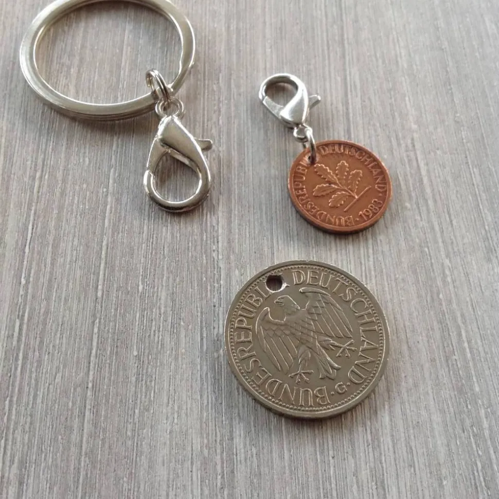 Vintage Geschenkset: 1 D-Mark Einkaufswagenchip & Glückspfenniganhänger am Schlüsselring