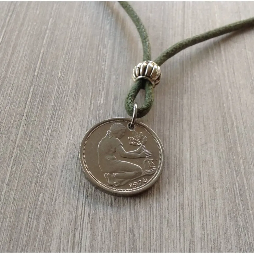 Vintage Kette mit 50 Pfennig Münze von 1976 – Einzigartiges Geschenk zum 50. Geburtstag