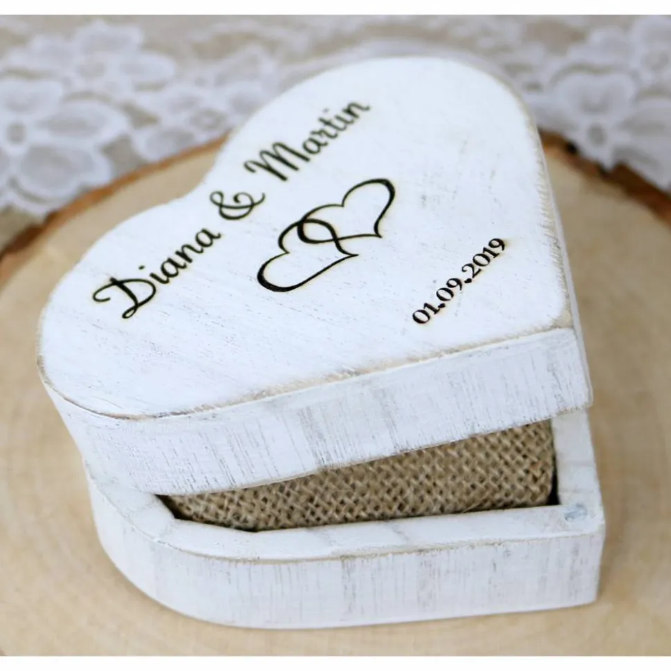 Vintage RINGBOX aus HOLZ Herz Ringkissen Shabby Chic Weiß + GRAVUR Rustikale Hochzeit Ringkästchen für Eheringe Ringschatulle Personalisiert