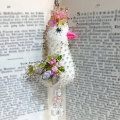 Vogel Ornament creme bunt beidseitig bestickt Unikat Osterdeko handmade shabby chic Wohneko