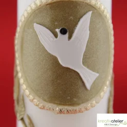 weiße Taufkerze mit Pax, Lorbeerzweig und Taube auf goldener Kachel, gold verziert schlanke Taufkerze handmade