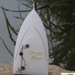 Weiße Trauerkerze In stiller Trauer mit Kreuz in antik silber, Formkerze, Gedenkkerze, Trauerkerze personalisierbar