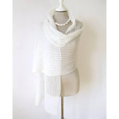 Weißer Brautschal aus Mohair, schlichte Hochzeitsstola gestrickt, festlicher Umhang, sommerlicher Damenschal
