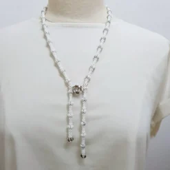 „Weißer Traum – Dein verstellbarer Allrounder für Altar & Afterparty