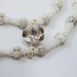 „Weißer Traum – Dein verstellbarer Allrounder für Altar & Afterparty