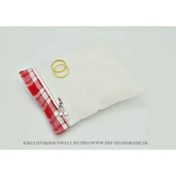 Weißes Ringkissen Angler – Handgemachtes Landhaus Ringträgerkissen mit Angelhaken für Hochzeit