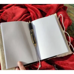 Weihnachtliche Buchhülle, creme/silber, handgefilzt inkl. Notizbuch hardcover