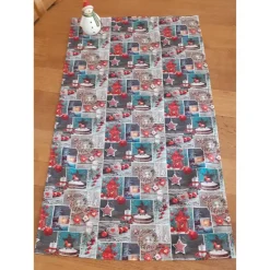 weihnachtlicher Tischläufer mit Herzen, Laternen, Kerzen, ...