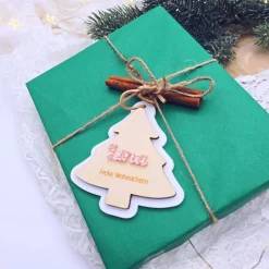 Weihnachtsanhänger Holz personalisiert - Geschenkanhänger mit Name | personalisierte Geschenke Weihnachten | Baumschmuck