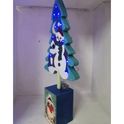 Weihnachtsbaum auf VK Holz