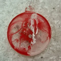 Weihnachtsbaumanhänger in Kugelform