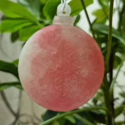 Weihnachtsbaumanhänger in Kugelform