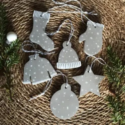 Weihnachtsbaumschmuck, Geschenkanhänger aus Beton, Set mit 6 st, grau mit weiß handbemalt