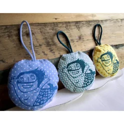 Weihnachtsbaumschmuck, Nadelkissen, Meerjungfrau, handgenäht und handbedruckt