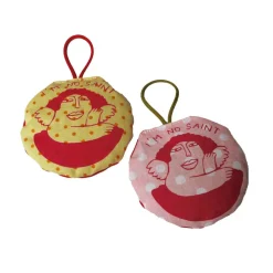 Weihnachtsbaumschmuck, Nadelkissen, I'm no saint, handgenäht und handbedruckt