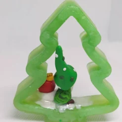 Weihnachtsdeko apfelgrün und rot Tanne mit Wichtel- aus epoxidharz und Polymer Clay